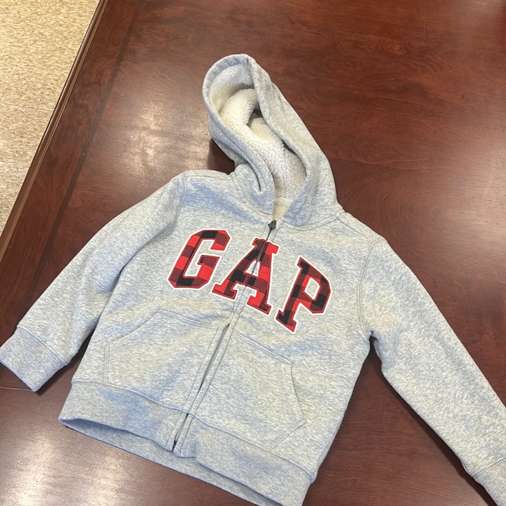 Boys GAP hoodie with Sherpa Lining - Buffalo plaid GAP emblem